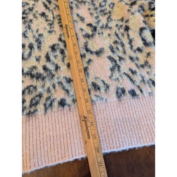 AllSaints Leopard Cropped Aurora Crew Fuzzy Pale Pink Sweater XS NEW Chic Rock - Picture 8 of 10